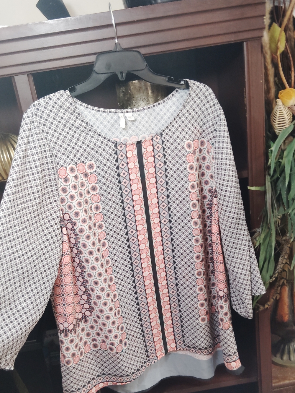 Cato Peach and Gray Geometric Scoop Neck Tunic